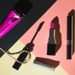 Kuferek do makijażu - co powinno się znaleźć w każdej kosmetyczce?